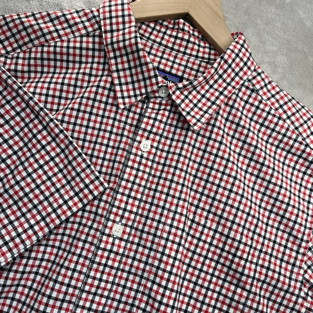 Patagonia Shirt Mens M Red Black Plaid Short Sleeve Organic Cotton Blend